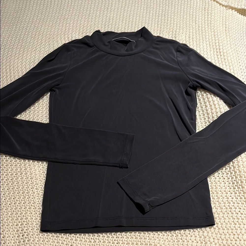 Wilfred Charcoal Long Sleeve Top
